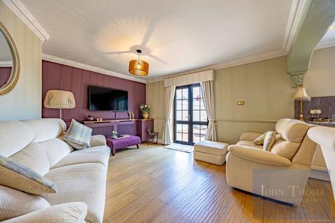 undefined, Mount Pleasant Road, Chigwell IG7