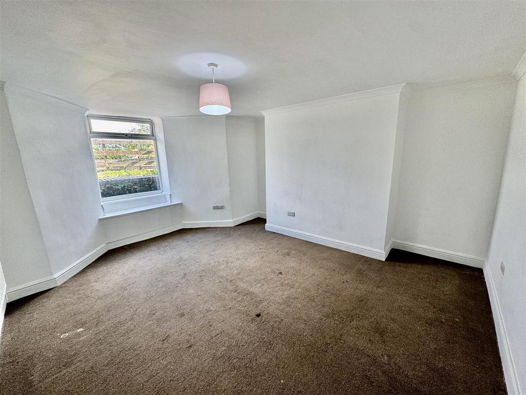 Fl 2 - Bedroom