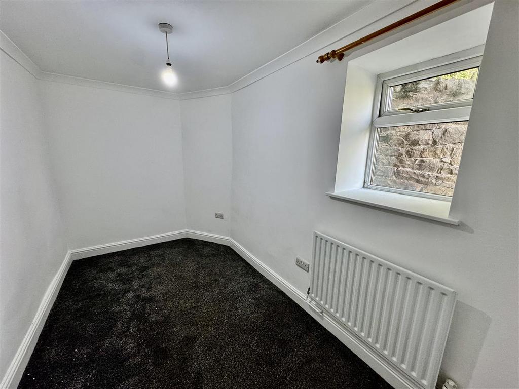 Fl 2 - Bedroom