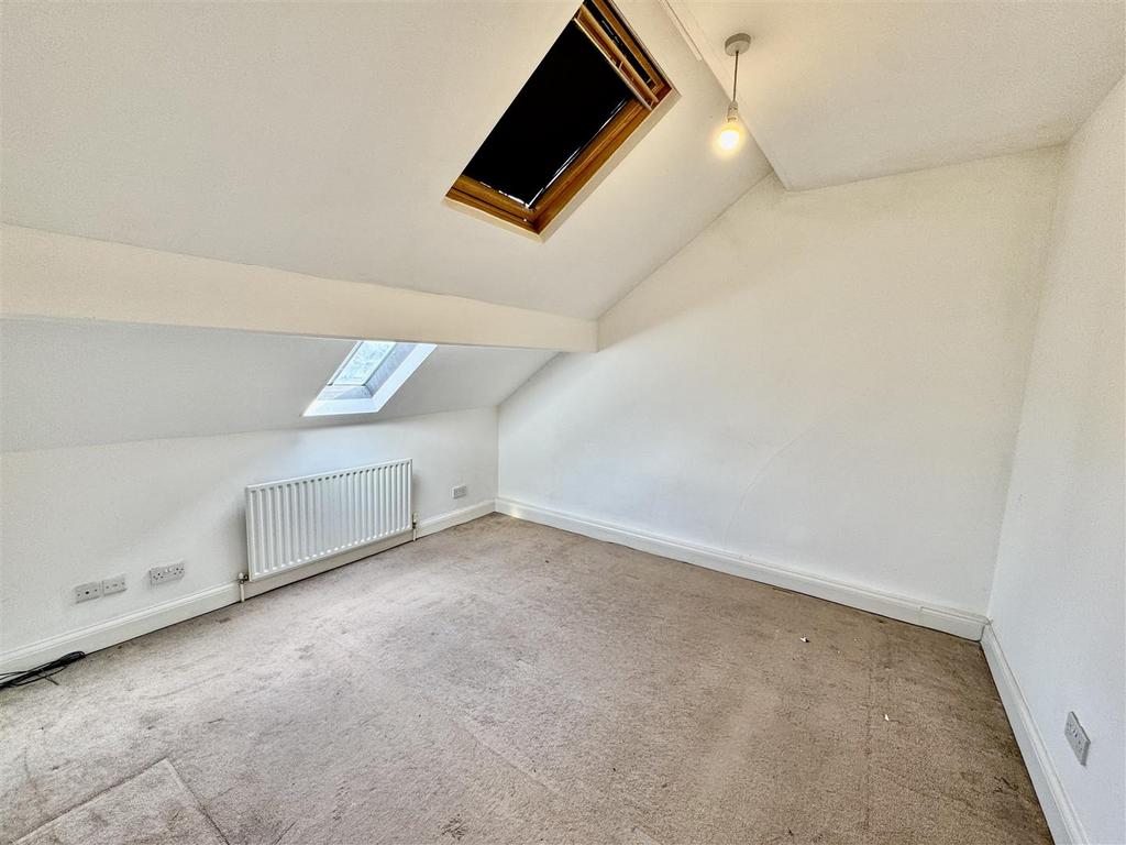 Fl 2 A - Bedroom