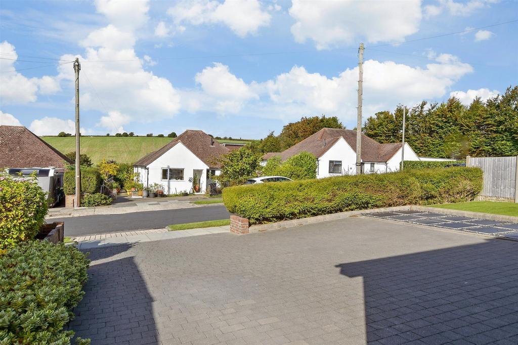 Driveway/Parking