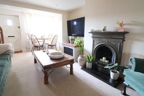 102 Bedford Road, Barton Le Clay, Bedford, MK45 4LR