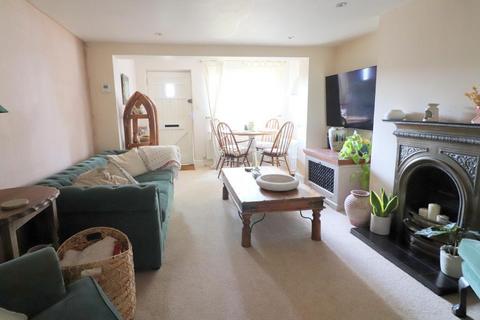 102 Bedford Road, Barton Le Clay, Bedford, MK45 4LR