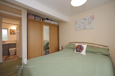 11 Bevandean Close, Stoke-on-trent, ST4 8US