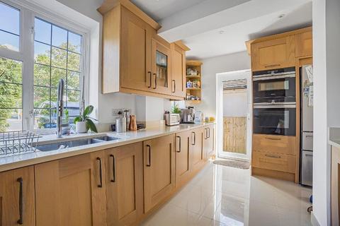 undefined, Knoll Rise, Orpington, BR6 0EJ