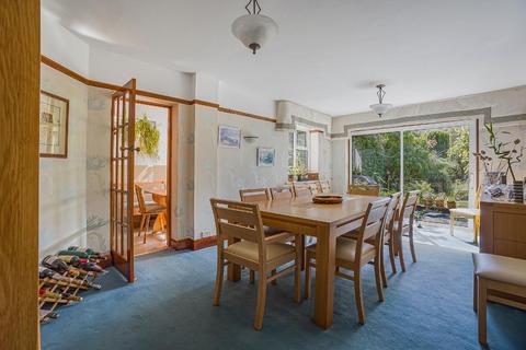 undefined, Knoll Rise, Orpington, BR6 0EJ