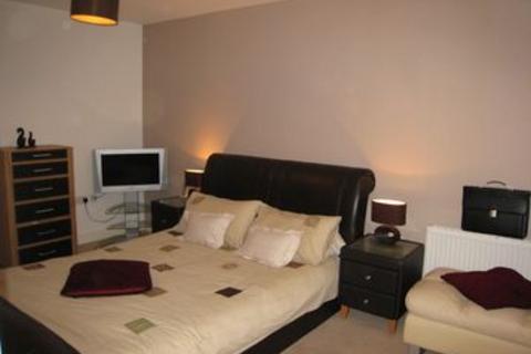 3 bedroom apartment to rent, Royal Victoria Docks, Canary Wharf E16