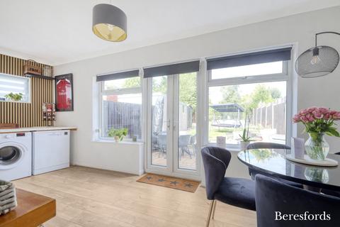undefined, Hunter Avenue, Shenfield, CM15