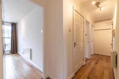 St. Bernards Crescent, Edinburgh, EH4