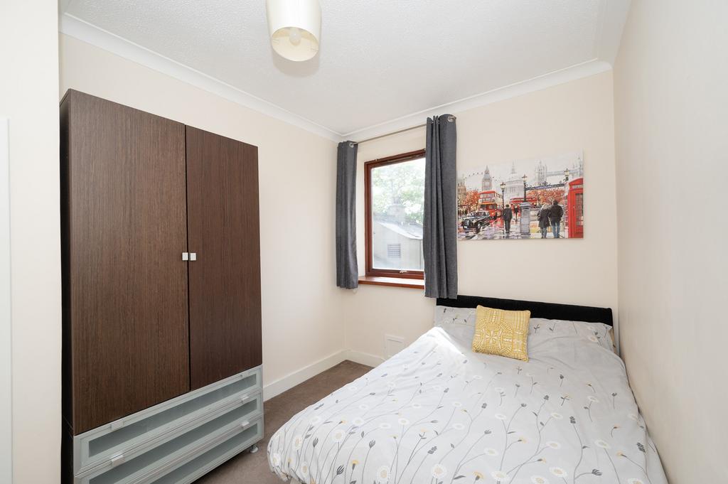 4 Seaforth Bedroom2