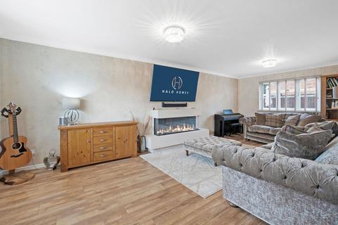 undefined, Roman Road, Bonnybridge FK4