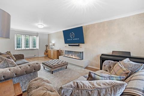 undefined, Roman Road, Bonnybridge FK4