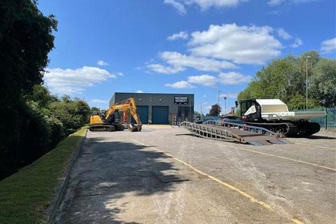 Warehouse to rent, 13 Mill Ln Alton GU34 2PH