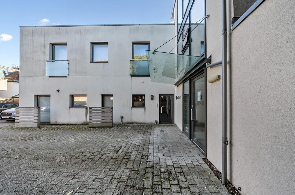 Gf Apartment