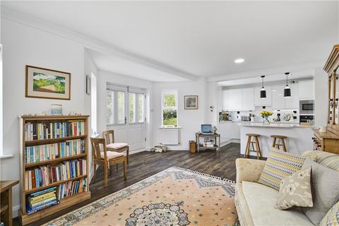 2 bedroom apartment for sale, Regency Court, Ilkley, West Yorkshire, LS29