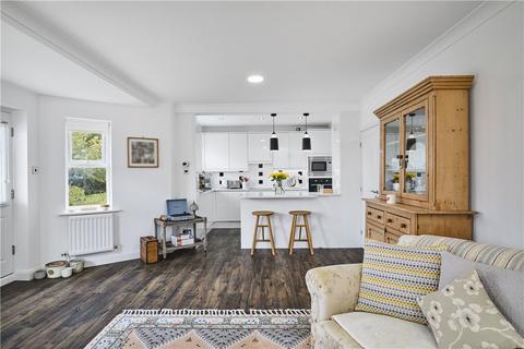2 bedroom apartment for sale, Regency Court, Ilkley, West Yorkshire, LS29