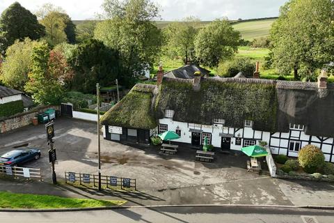Pub for sale, Romsey Rd Stockbridge SO20 6PW