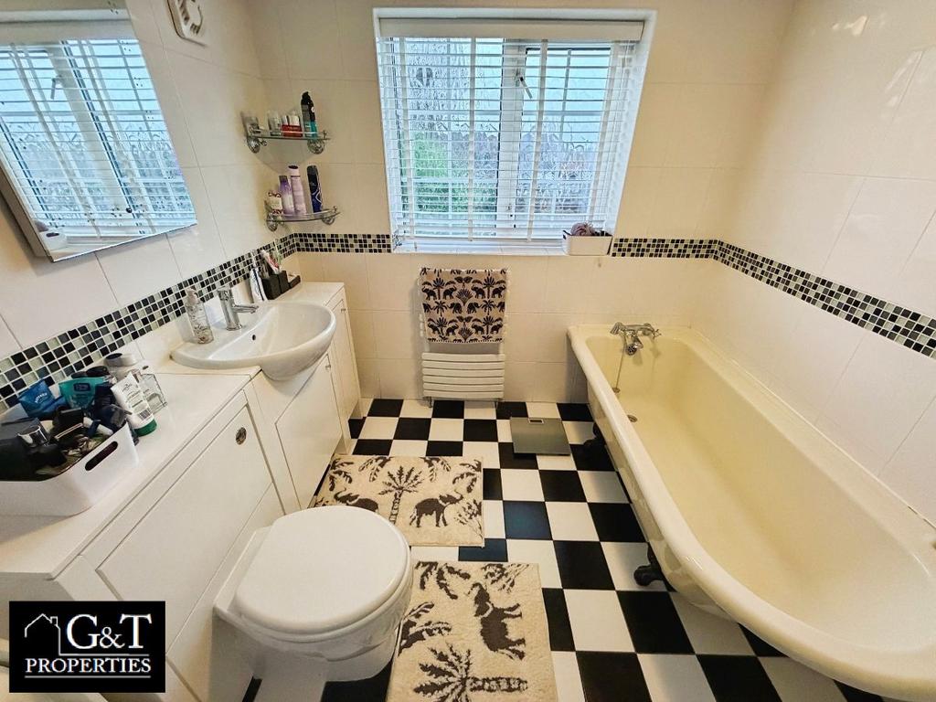 Family bathroom