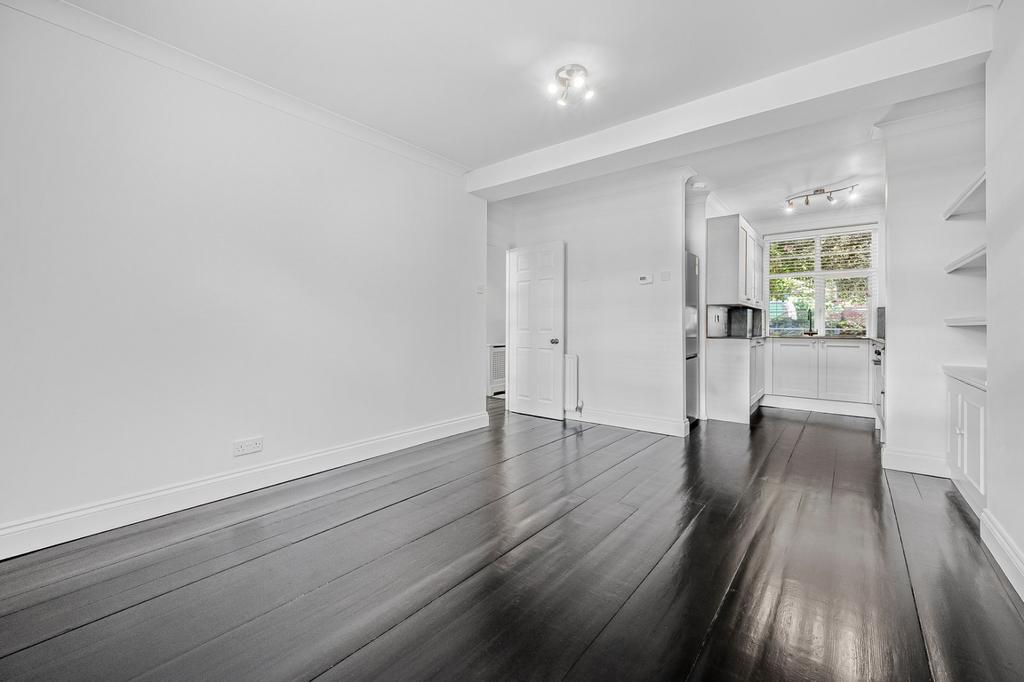 Apartment in London - View 3