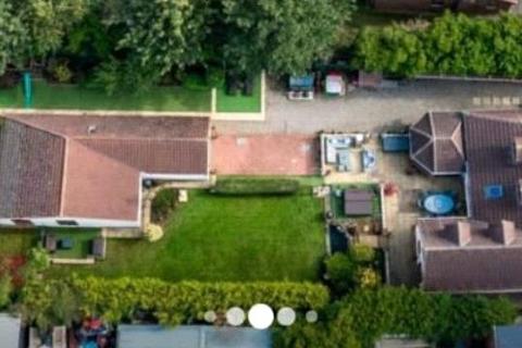 undefined, Throstle Bower, Barrowby Lane, Garforth, Leeds, West Yorkshire
