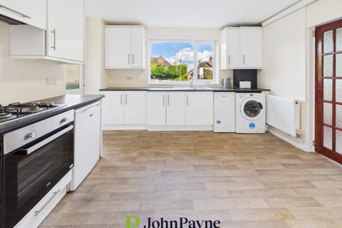 2 bedroom apartment for sale, Kenilworth Court, Styvechale, Coventry, CV3