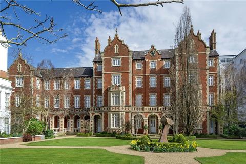 Stone Hall, Stone Hall Gardens, London, W8