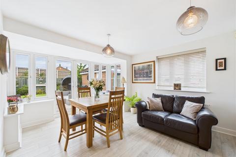 5 bedroom detached house for sale, Harewood Crest, Brough