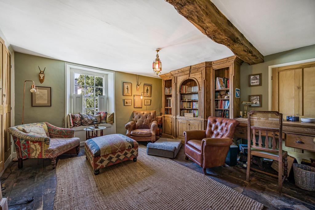 Bedroom/Library