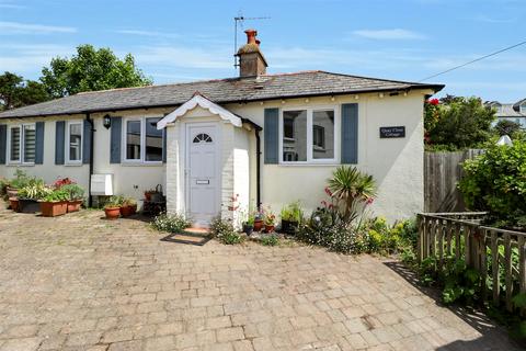 1 bedroom bungalow for sale, Marine Parade, Instow, Bideford, Devon, EX39