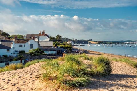 1 bedroom bungalow for sale, Marine Parade, Instow, Bideford, Devon, EX39