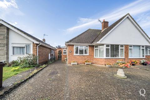 2 bedroom bungalow for sale, Minterne Avenue, Sittingbourne, Kent, ME10