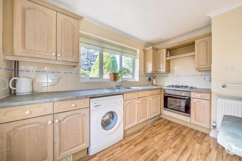 2 bedroom bungalow for sale, Minterne Avenue, Sittingbourne, Kent, ME10