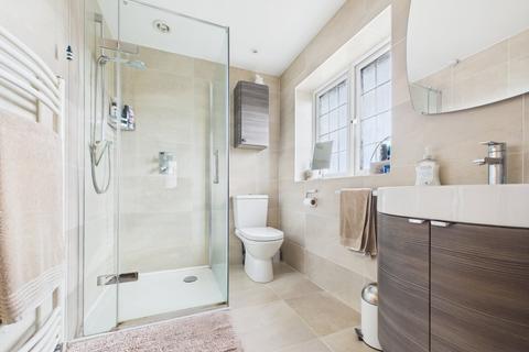 124 Berkeley Avenue, Chesham, HP5 2RT