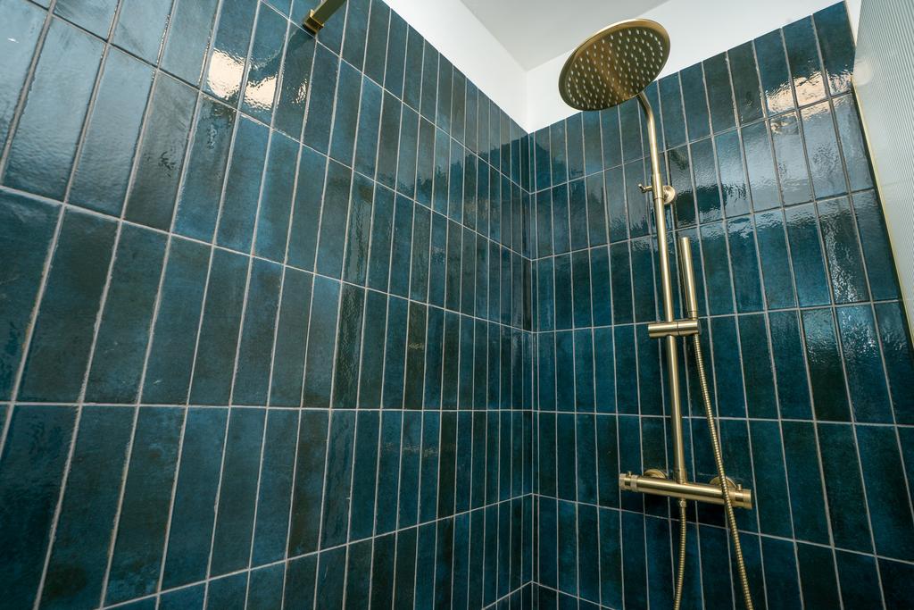 Ensuiteshower1