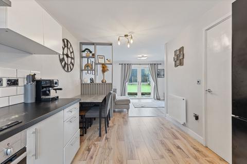 3 bedroom semi-detached house for sale, Hazelmount Way, Castleford WF10
