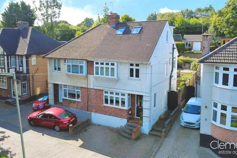 3 bedroom semi-detached house for sale, Ridgeway Close, Hemel Hempstead HP3