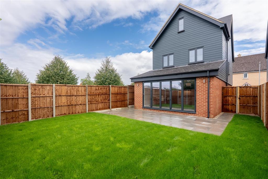 Clarke Close-24.jpg