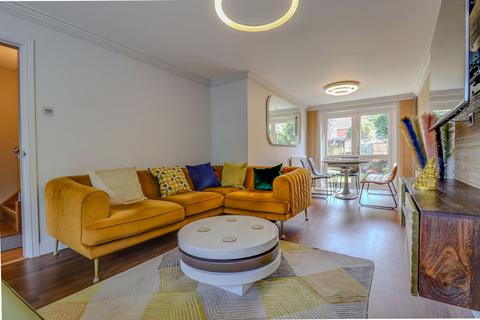 4 bedroom detached house for sale, Warren Lane, Leicester Forest East, LE3