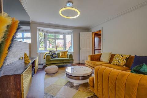 4 bedroom detached house for sale, Warren Lane, Leicester Forest East, LE3