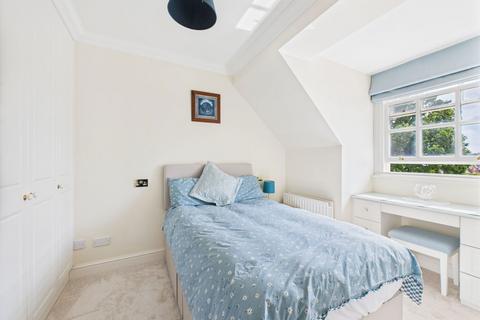 7, Springfield Park House Springfield Park, Horsham, RH12 2BQ