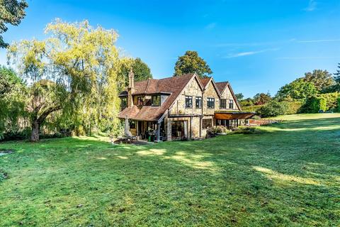 Green Mantle Garden Close, Leatherhead, KT22 8LR