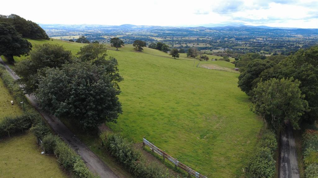 10.92 Acres (1).JPG