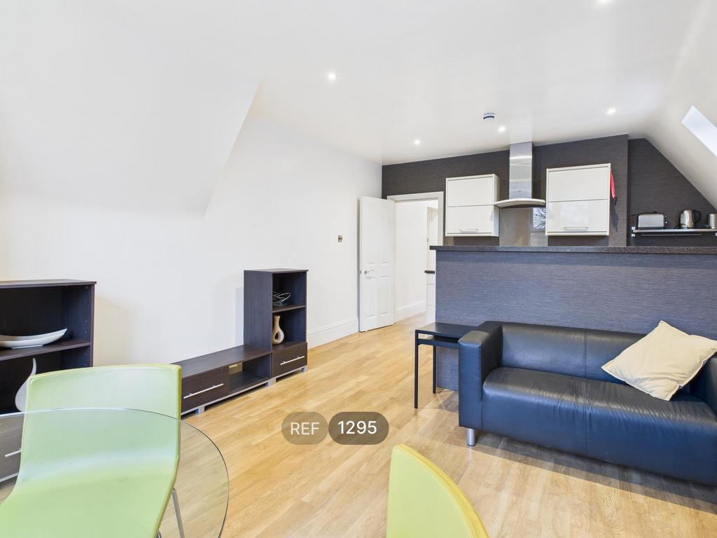 Kitchen / Living area