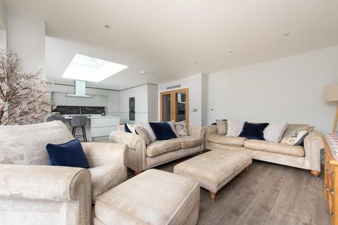undefined, Tiddington Road, Tiddington, Stratford-upon-Avon, Warwickshire, CV37