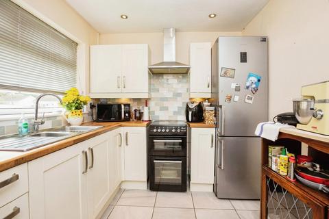 3 Heol Y Cader, Fairbourne, LL38 2TZ