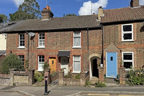 183 Brighton Road, Godalming, GU7 1PL