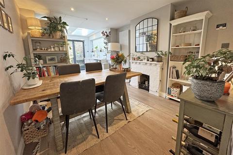 183 Brighton Road, Godalming, GU7 1PL