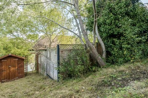 56a Cline Road, Guildford, GU1 3NH