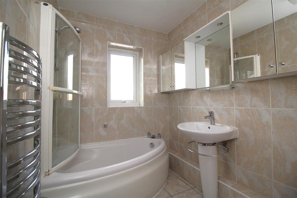 Bathroom.JPG