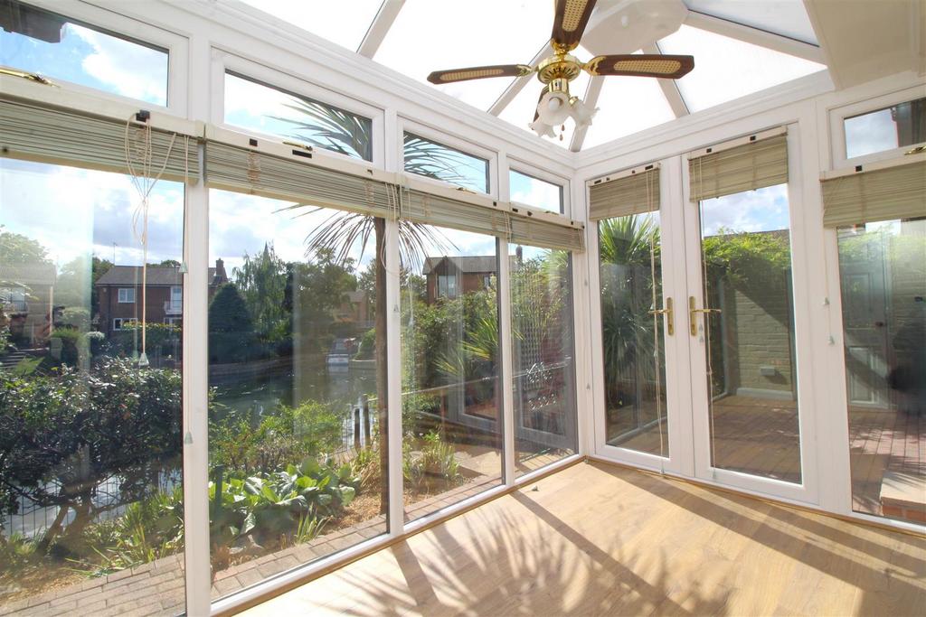 Conservatory .JPG